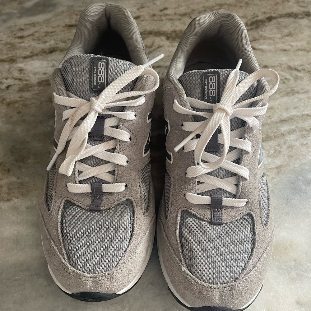 New balance 888 v2